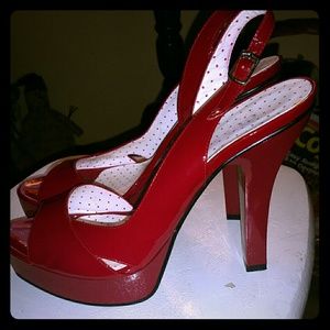 Gorgeous Red Patent Leather High Heels!
